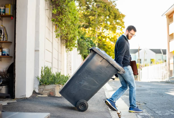 Best Commercial Cleanout Services  in Campbell, FL